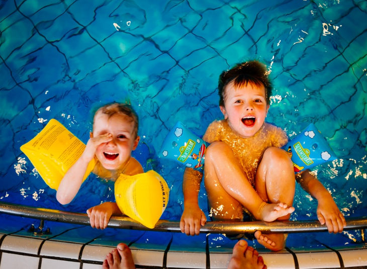 Encourage Your Kids to Swim