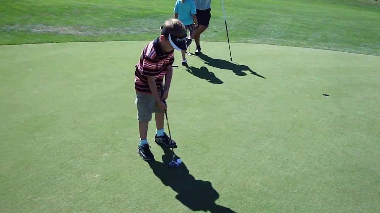 Child Learn to Golf
