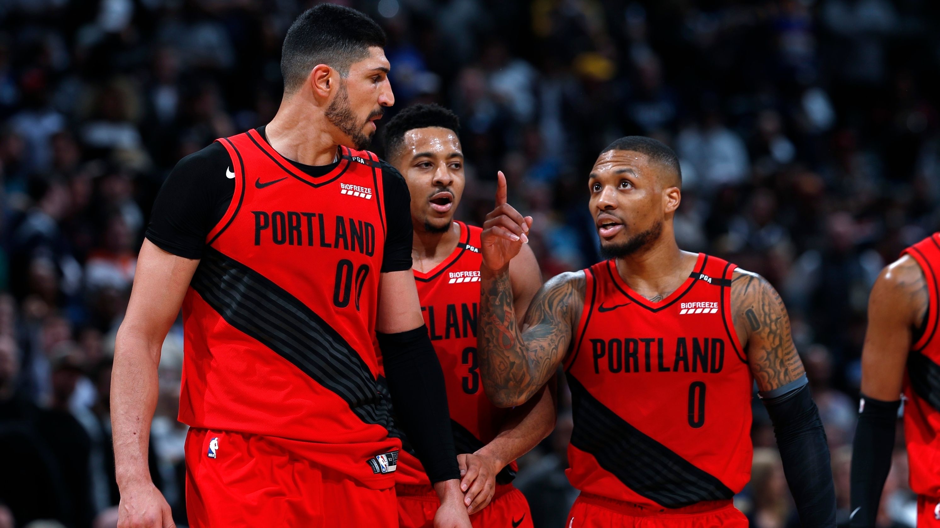 McCollum Leads Blazers to Game 7 Win on Road