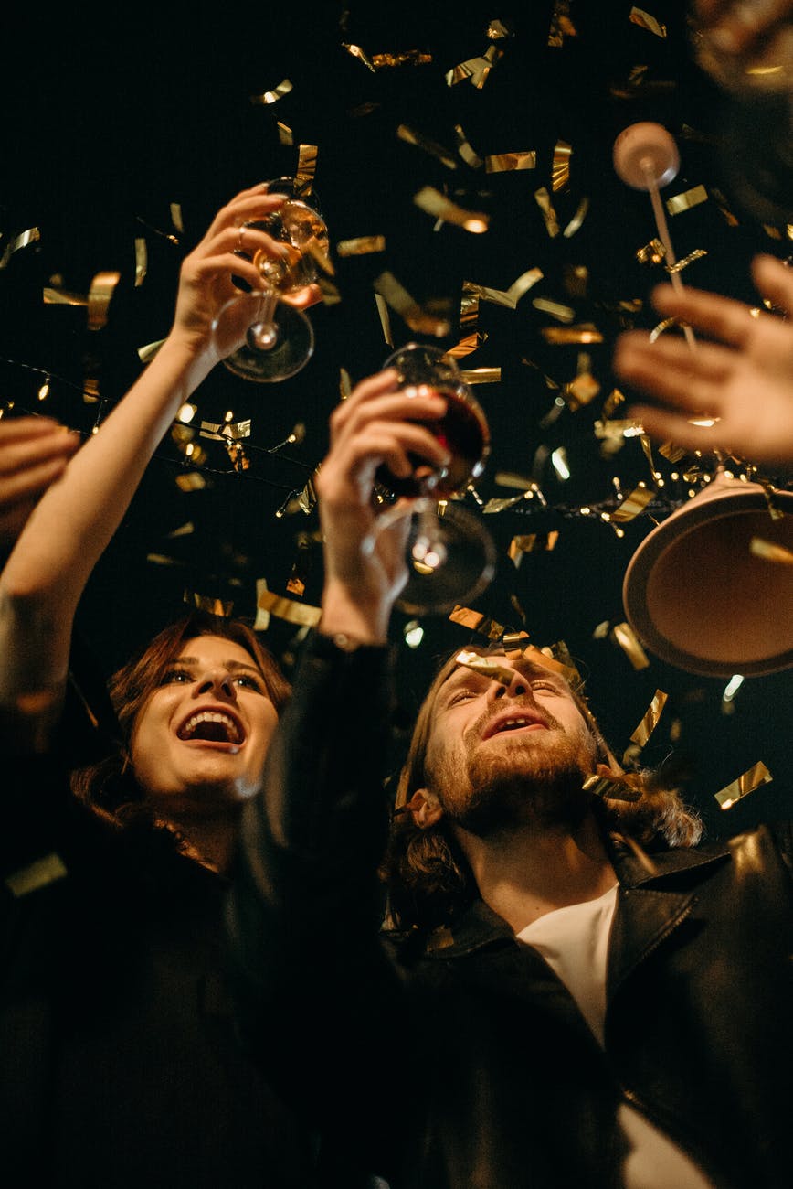 5 Tips to Throwing a Company Holiday Party