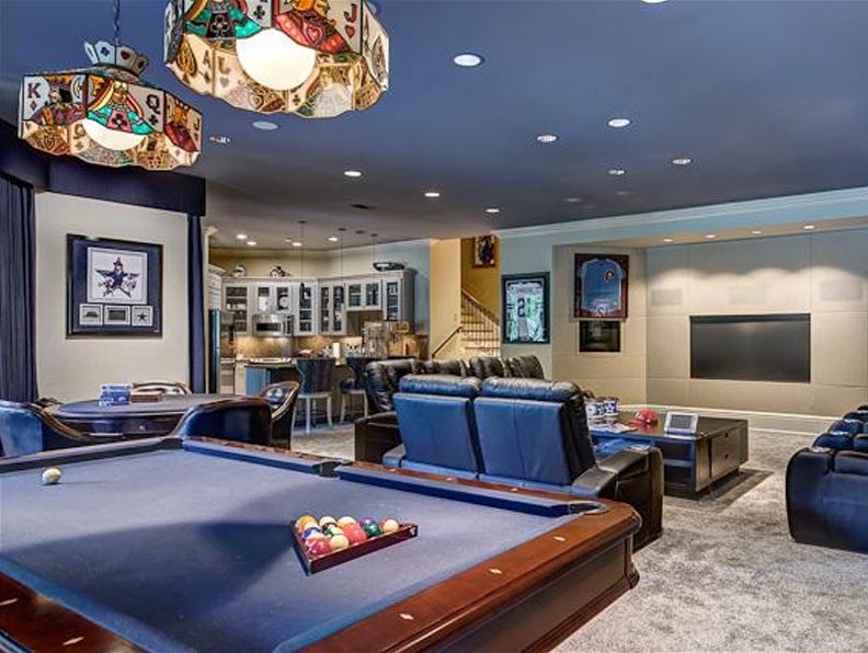 How to Create the World’s Greatest Man Cave