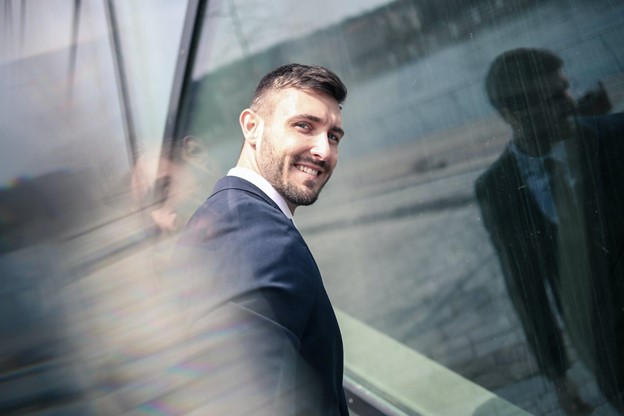 3 Great and Helpful Ways to Develop Confidence As A Man