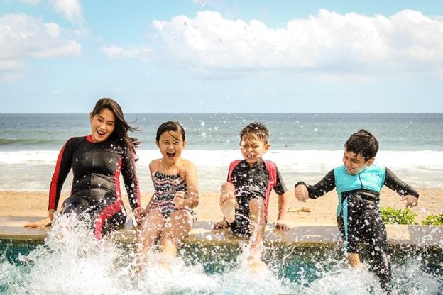 4 Ways to Have a Stress-Free Family Vacation