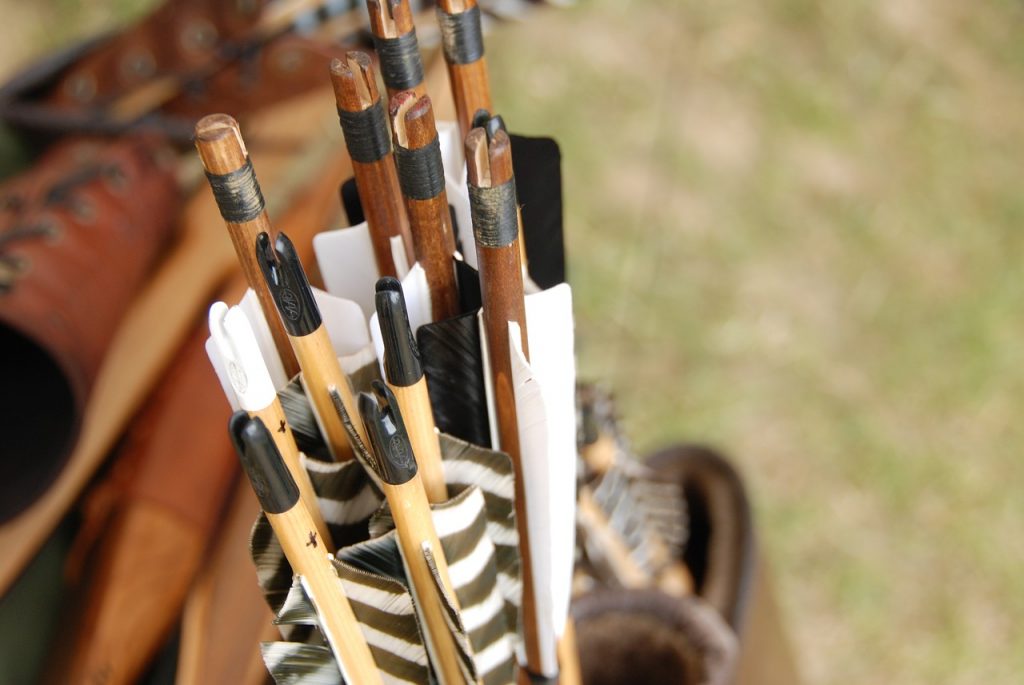 13 Essential Bow Hunting Tips for Beginners
