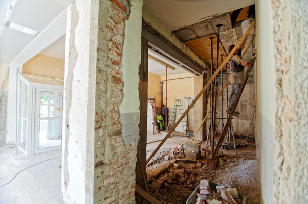 7 Essential Tips to Turn a Fixer-Upper into Your New Home