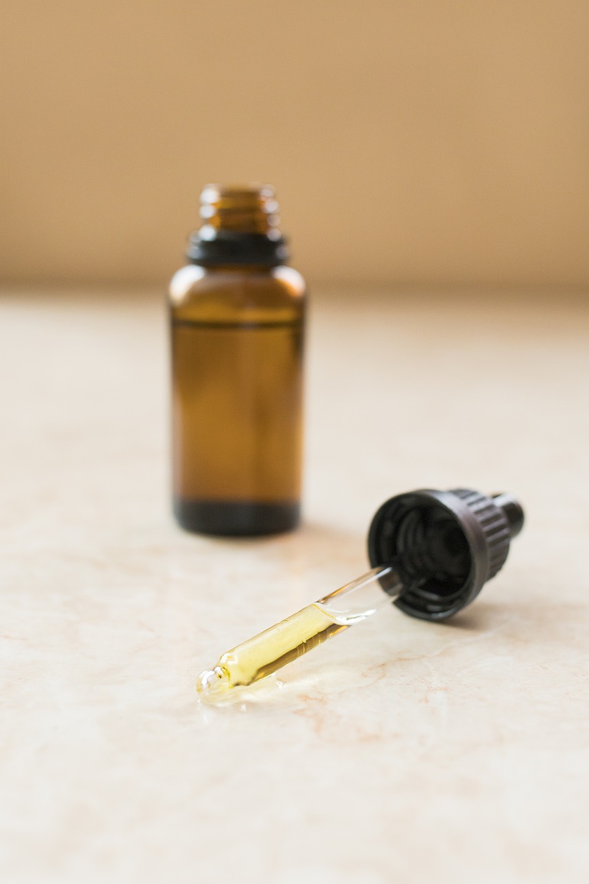 5 Reasons Explaining The Use of CBD for Older Adults
