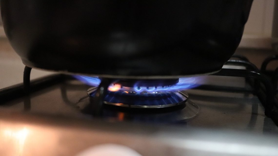 6 Practical Tips to Help You Save On Your Gas Bill